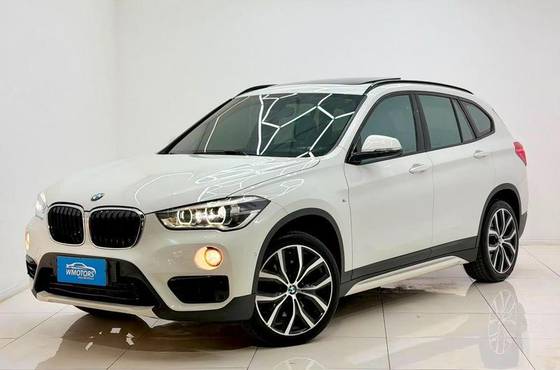 BMW X1 2.0 16V TURBO ACTIVEFLEX XDRIVE25I SPORT 4P AUTOMÁTICO BMW X1 2.0 16V TURBO ACTIVEFLEX XDRIVE25I SPORT 4P AUTOMÁTICO
